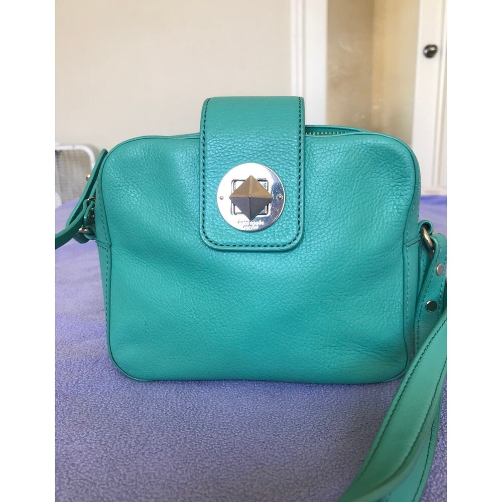 Kate Spade crossbody turnlock camera bag